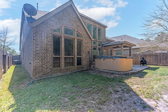 118 N Greatwood Glen Place, Montgomery, TX 77316
