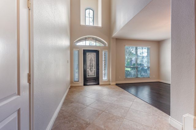 118 N Greatwood Glen Place, Montgomery, TX 77316