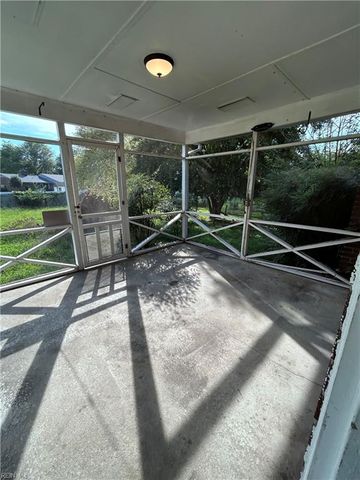 303 Hunts Neck RD, Poquoson, VA 23662