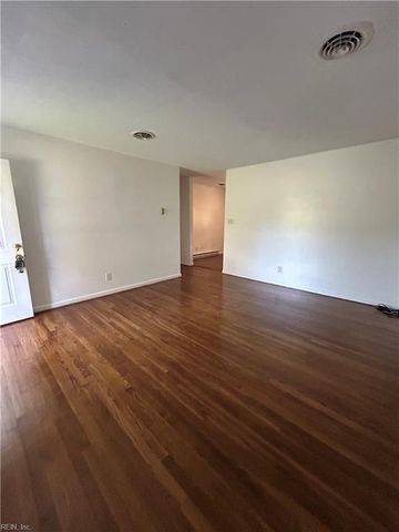 303 Hunts Neck RD, Poquoson, VA 23662