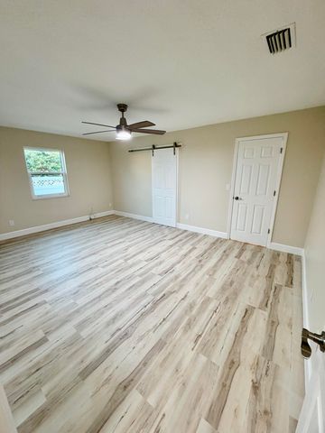 137 Concha Drive, Sebastian, FL 32958