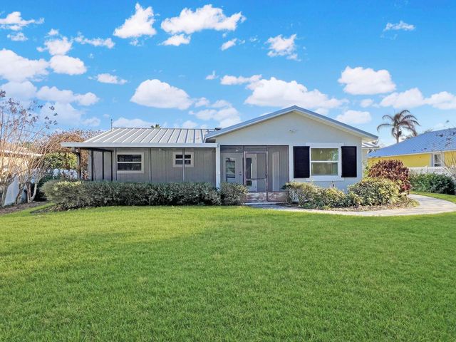 137 Concha Drive, Sebastian, FL 32958