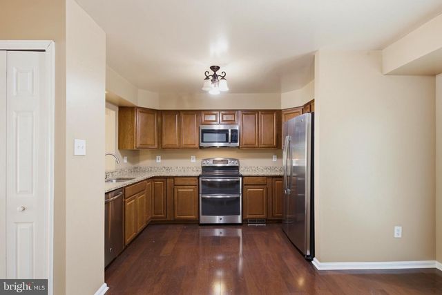 8609 WOODLAND MANOR DR, Laurel, MD 20724