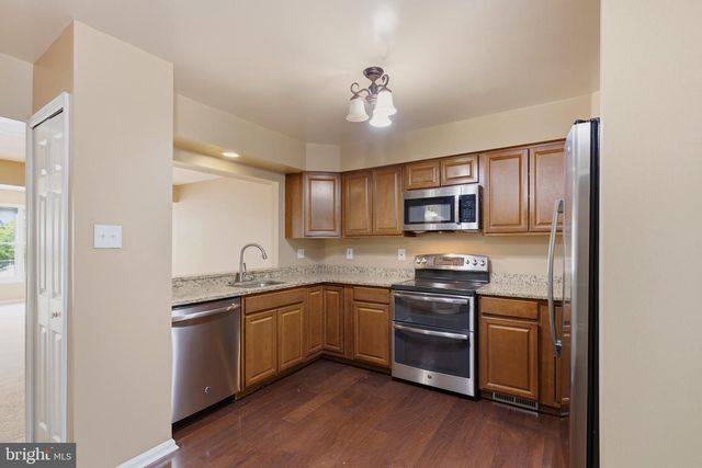 8609 WOODLAND MANOR DR, Laurel, MD 20724