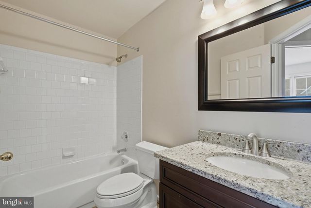 8609 WOODLAND MANOR DR, Laurel, MD 20724