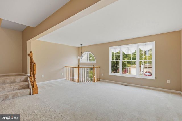 8609 WOODLAND MANOR DR, Laurel, MD 20724