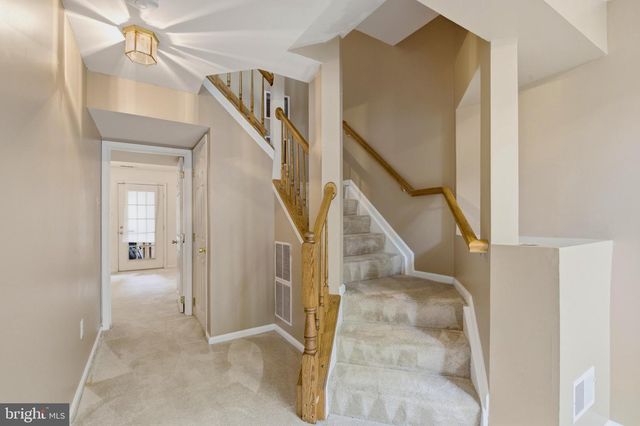 8609 WOODLAND MANOR DR, Laurel, MD 20724