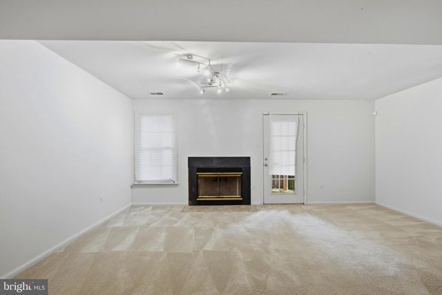 8609 WOODLAND MANOR DR, Laurel, MD 20724