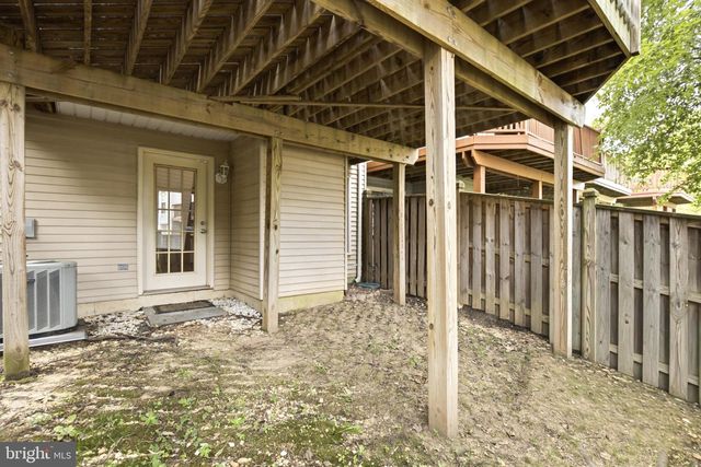 8609 WOODLAND MANOR DR, Laurel, MD 20724