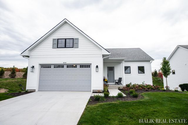 594 Sun Vale Lane, Grandville, MI 49418