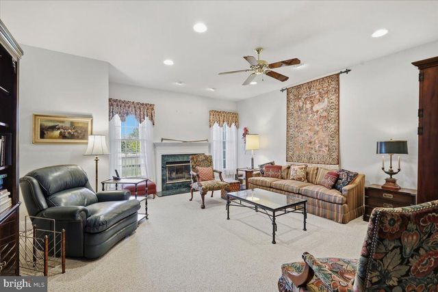 159 SAWGRASS DR, Blue Bell, PA 19422