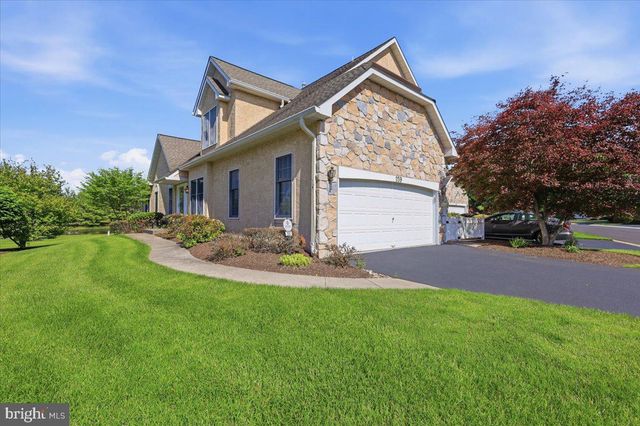 159 SAWGRASS DR, Blue Bell, PA 19422
