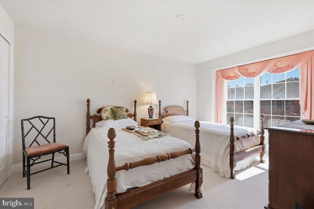 159 SAWGRASS DR, Blue Bell, PA 19422