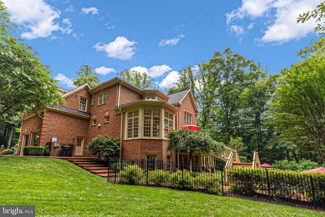 8600 CATHEDRAL FOREST DR, Fairfax Station, VA 22039