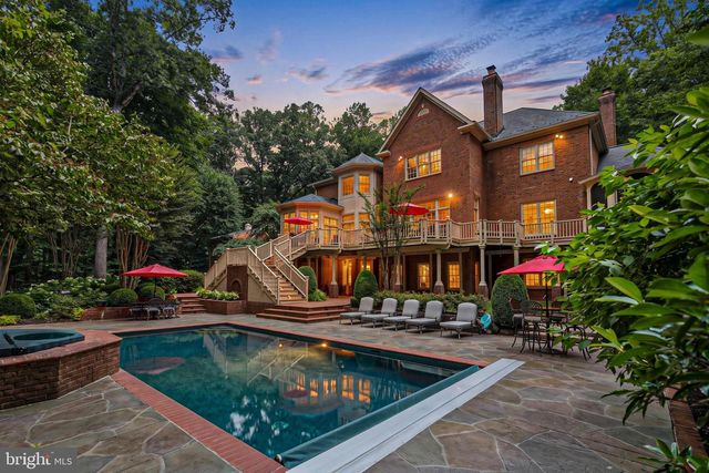 8600 CATHEDRAL FOREST DR, Fairfax Station, VA 22039