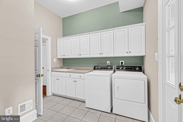 8600 CATHEDRAL FOREST DR, Fairfax Station, VA 22039