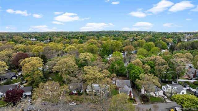 8 Birch Drive, South Huntington, NY 11746
