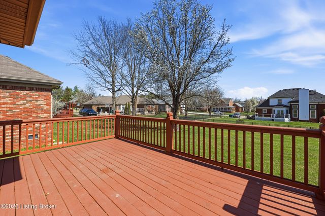 4232 Stilger Cir, Jeffersontown, KY 40299