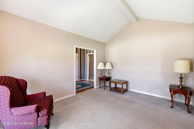 4232 Stilger Cir, Jeffersontown, KY 40299