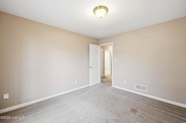 4232 Stilger Cir, Jeffersontown, KY 40299