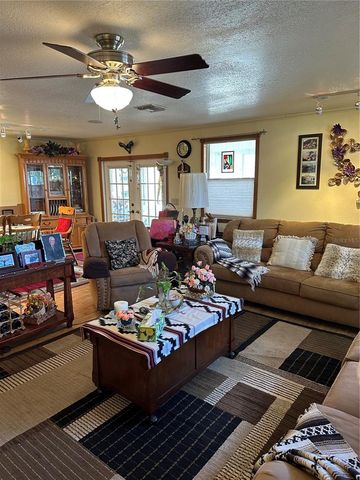 6130 17TH STREET, Zephyrhills, FL 33542