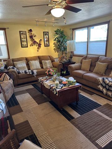 6130 17TH STREET, Zephyrhills, FL 33542