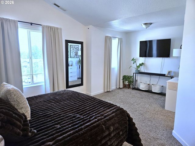 2300 Ne 130TH Ave, Vancouver, WA 98684