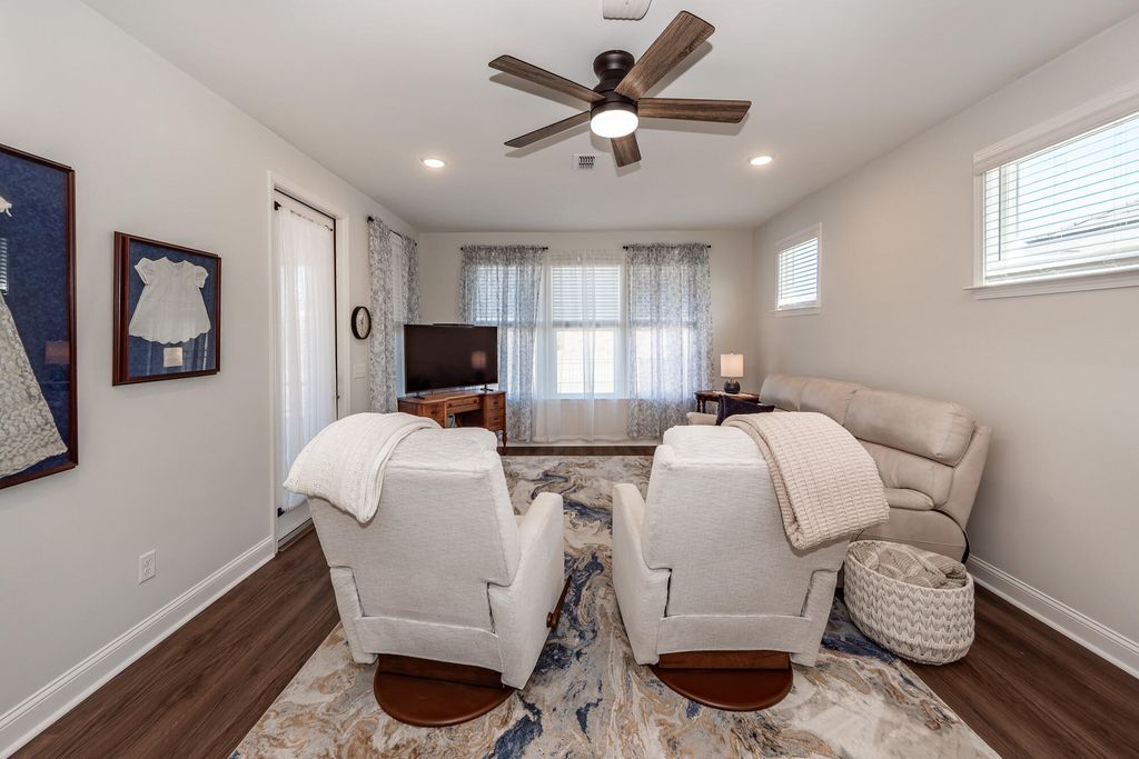 Image 14 of property listing at 350 Dahlia Row Drive, Summerville, SC 29486