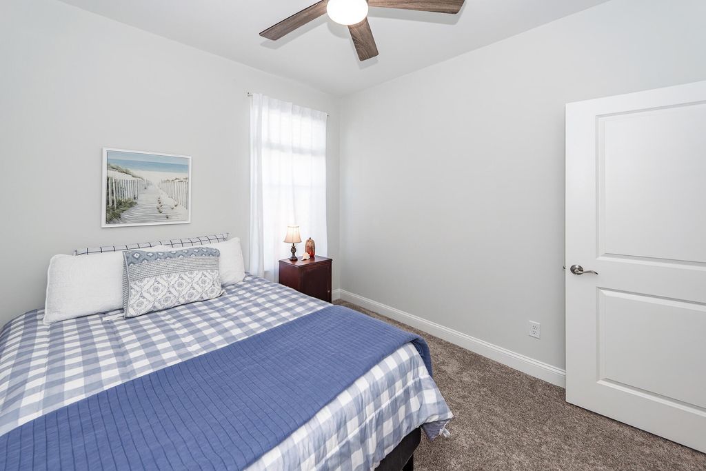 Image 28 of property listing at 350 Dahlia Row Drive, Summerville, SC 29486