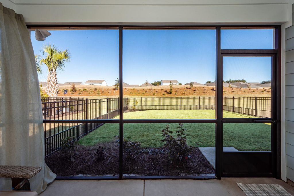 Image 43 of property listing at 350 Dahlia Row Drive, Summerville, SC 29486