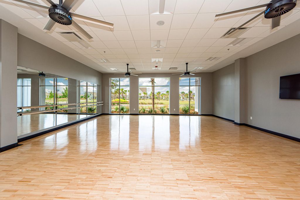 Image 57 of property listing at 350 Dahlia Row Drive, Summerville, SC 29486