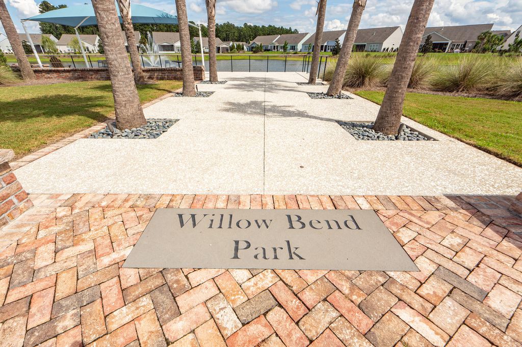 Image 67 of property listing at 350 Dahlia Row Drive, Summerville, SC 29486