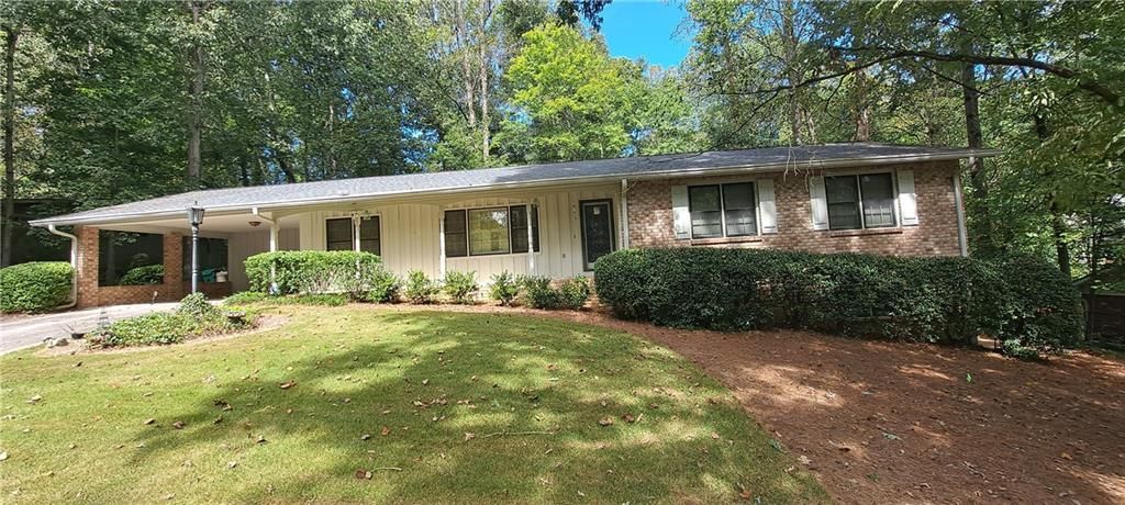 2600 Amberly Drive, Dunwoody, GA 30360