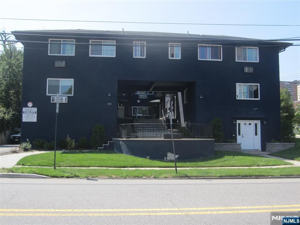 119 1st Street 2A, Hackensack, NJ 07601