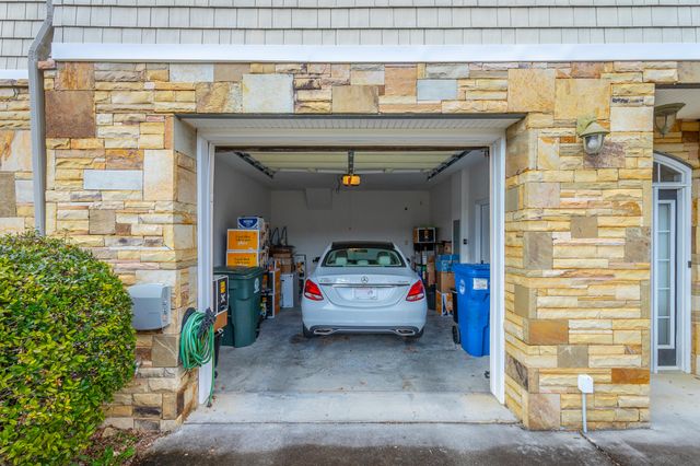 2709 Stone Trace Drive, Chattanooga, TN 37421