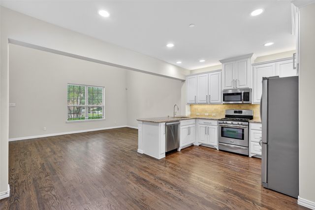 4221 Blackjack Oak Drive, Mckinney, TX 75070