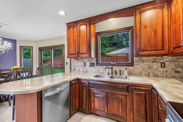 2616 NEWBERRY AVENUE, Green Bay, WI 54302