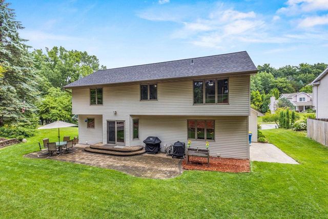2616 NEWBERRY AVENUE, Green Bay, WI 54302