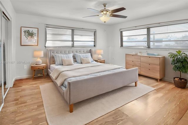 180 NE 12th Avenue 18, Hallandale Beach, FL 33009
