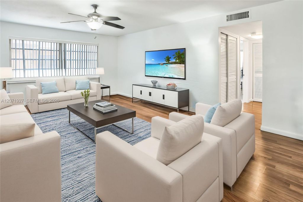 180 NE 12th Avenue 18, Hallandale Beach, FL 33009
