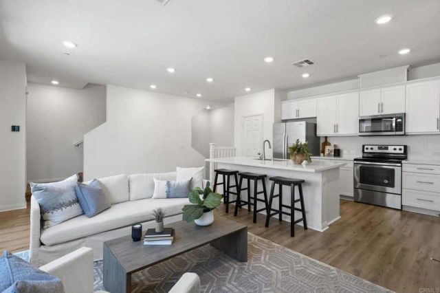 354 Fitzpatrick Road 108, San Marcos, CA 92069