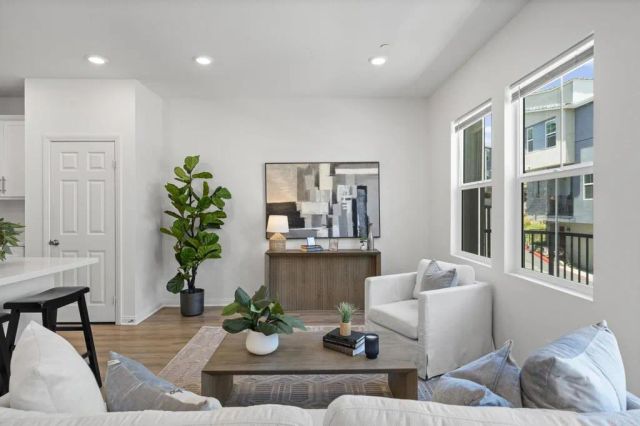 354 Fitzpatrick Road 108, San Marcos, CA 92069