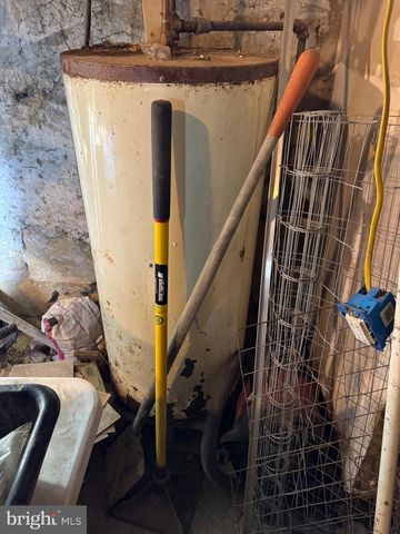 417 CHAPEL TERRACE, Reading, PA 19602