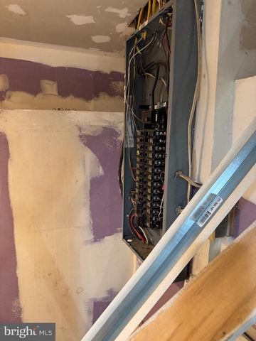 417 CHAPEL TERRACE, Reading, PA 19602