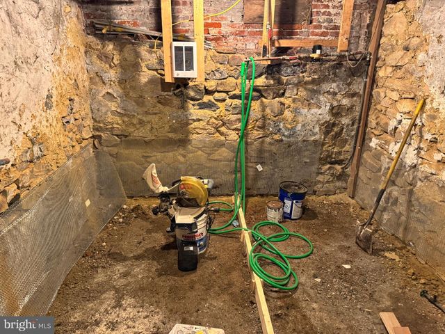 417 CHAPEL TERRACE, Reading, PA 19602