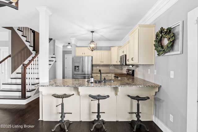 141 S River Crest, Mt Washington, KY 40047