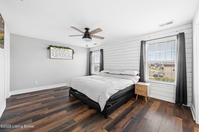 141 S River Crest, Mt Washington, KY 40047