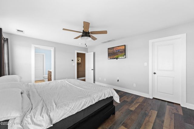 141 S River Crest, Mt Washington, KY 40047