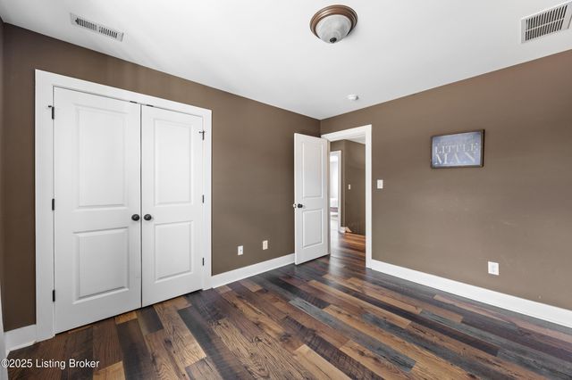 141 S River Crest, Mt Washington, KY 40047