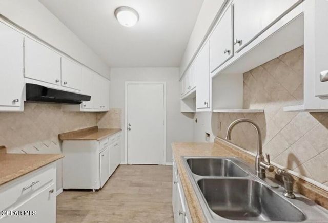 8730 LEO Street, El Paso, TX 79904